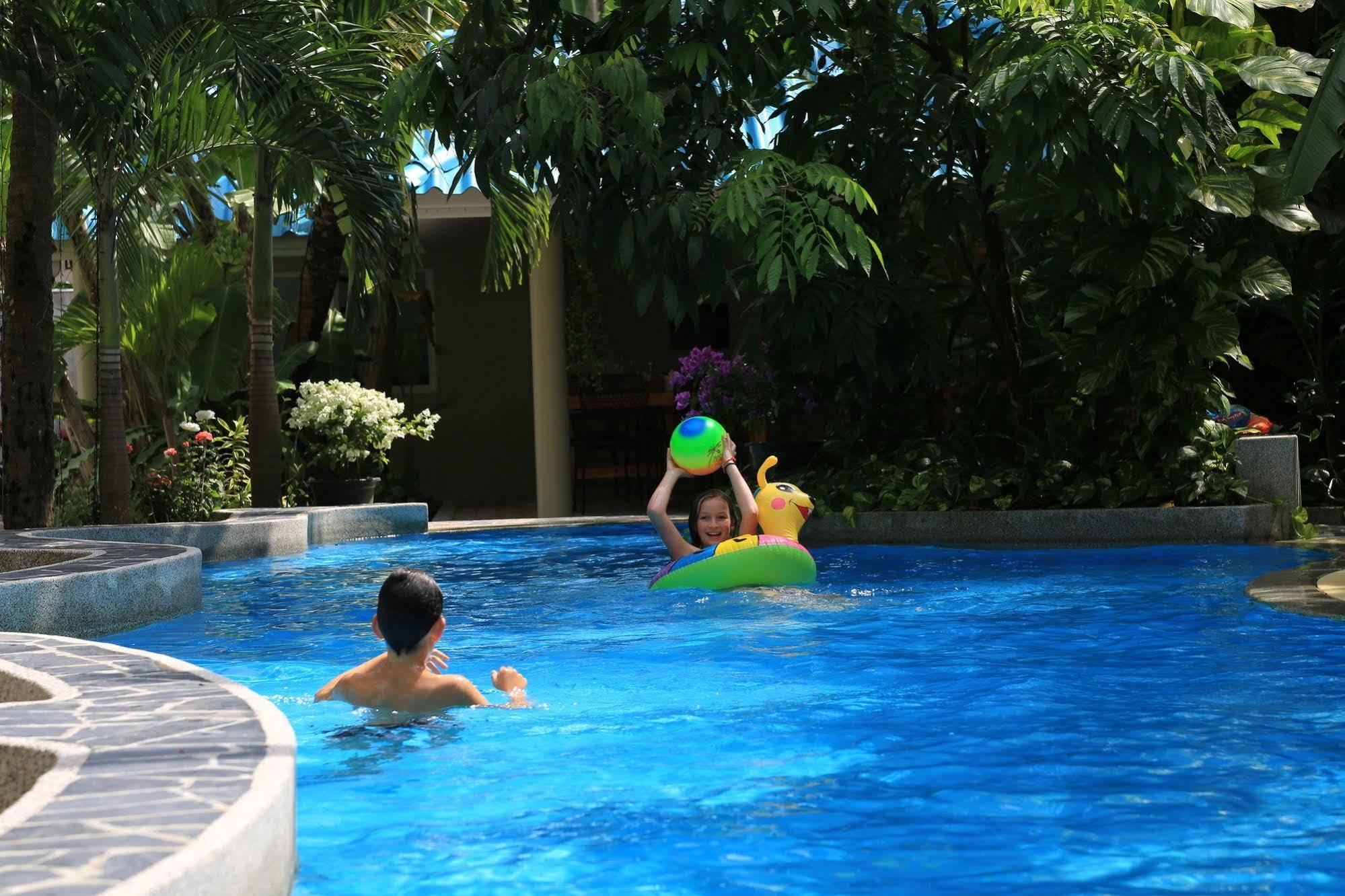 Naka Resort Kamala Plajı Dış mekan fotoğraf