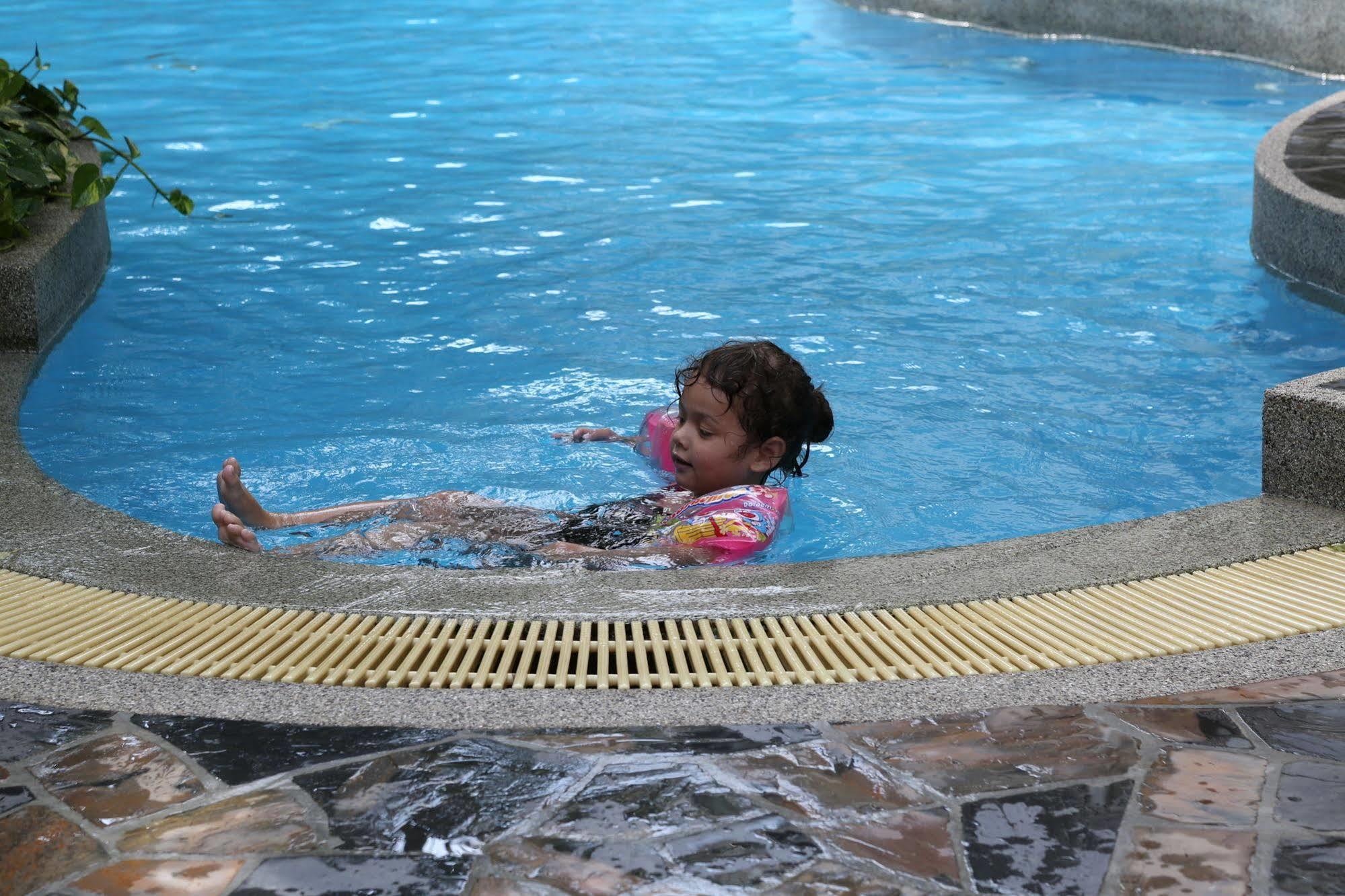 Naka Resort Kamala Plajı Dış mekan fotoğraf