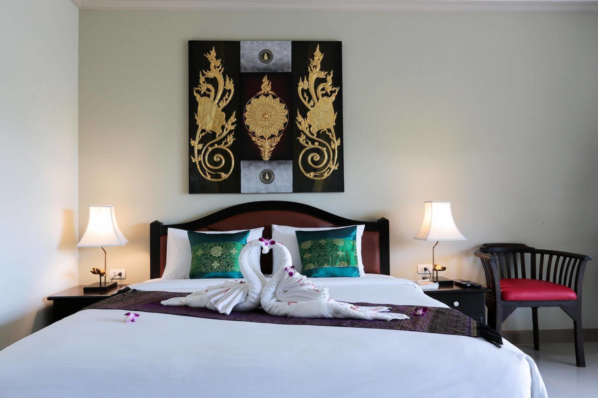 Naka Resort Kamala Plajı Dış mekan fotoğraf