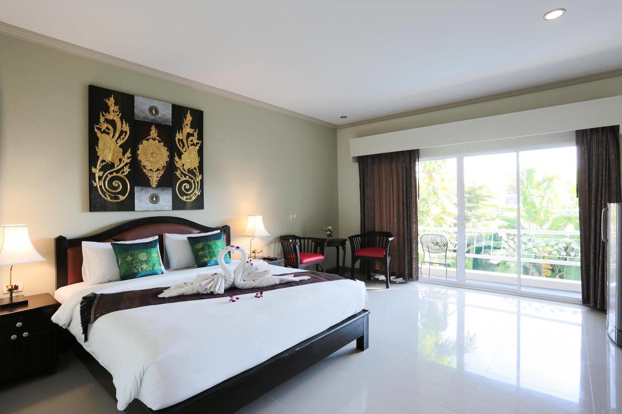 Naka Resort Kamala Plajı Dış mekan fotoğraf